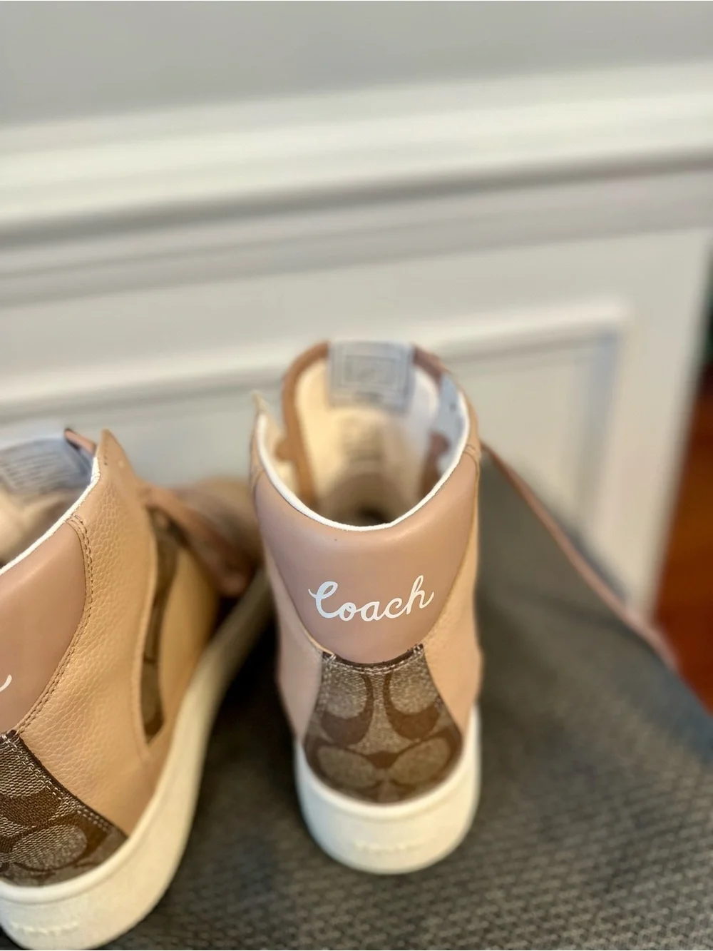 Coach Women’s Khaki/Beechwood High -Top Logo Sneakers